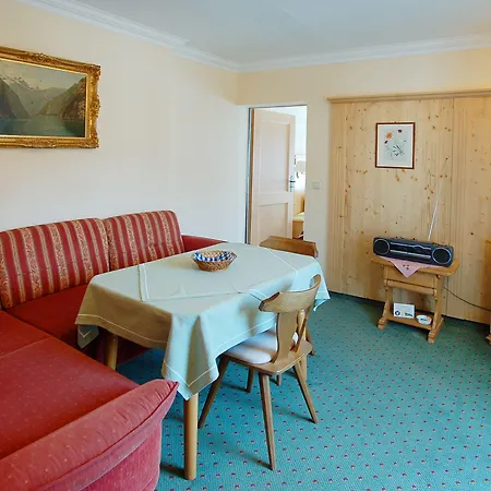 Otel Gebirgshaeusl Engedey