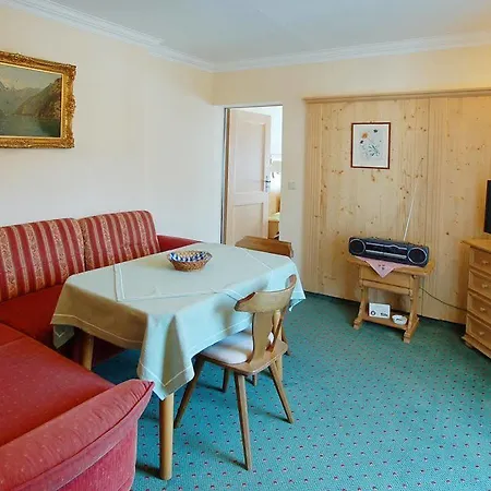 Gebirgshaeusl Otel 3*